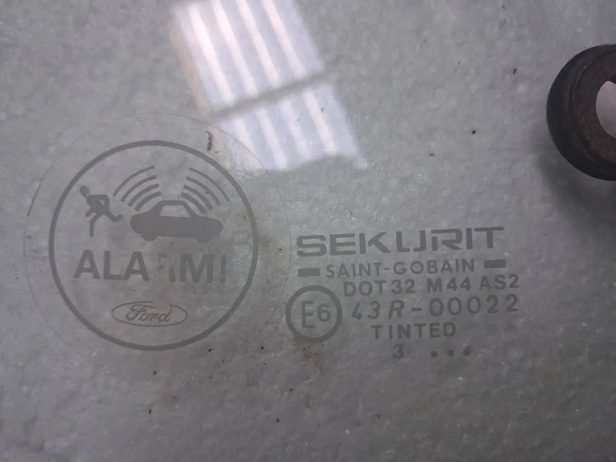 Ford Escort Cosworth RS2000 Gti - Image 3