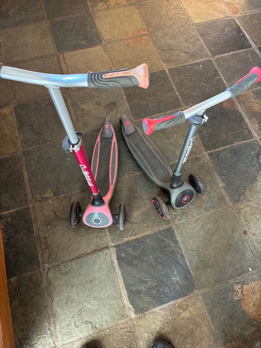 Boy and girls scooter for sale - Image 1