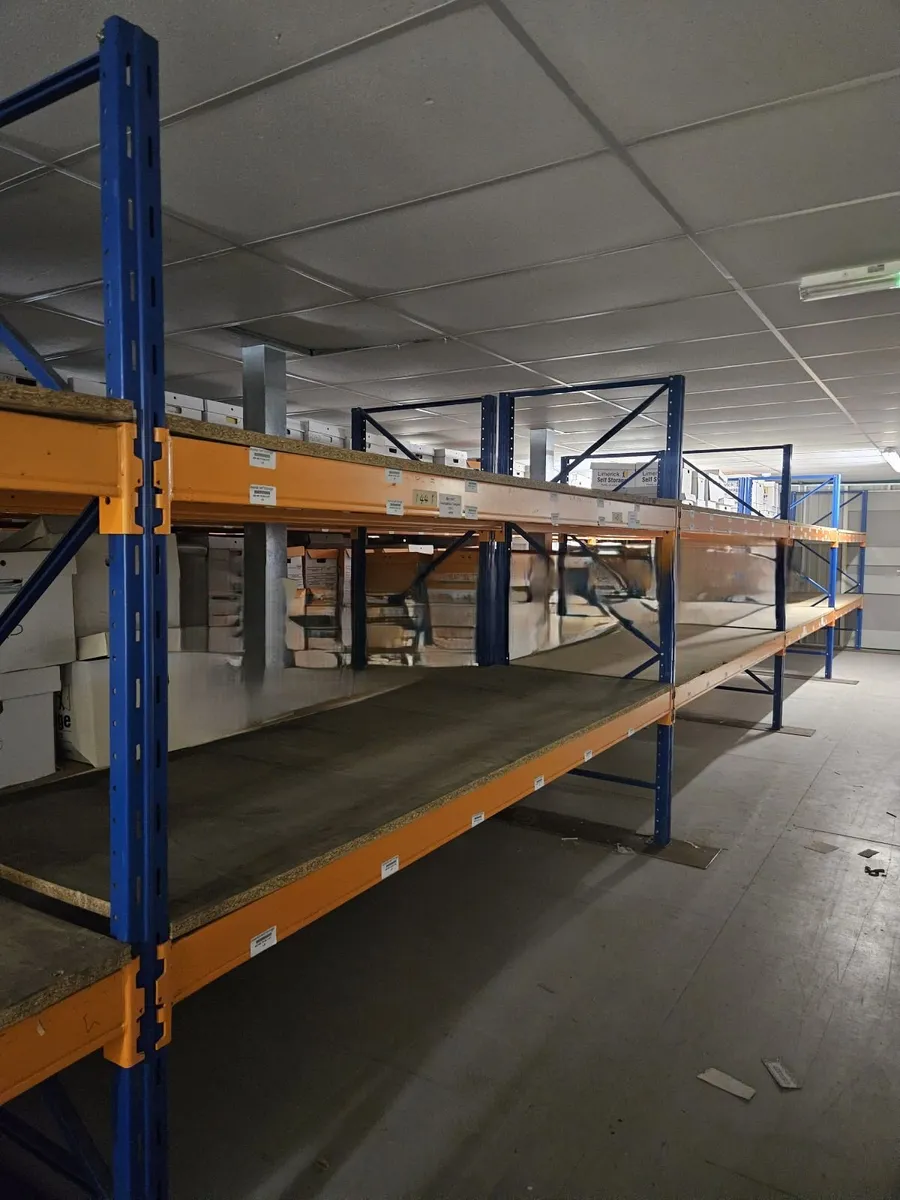 Sperrin Shelving 16 Uprights/56 Support Beams/28 s - Image 3