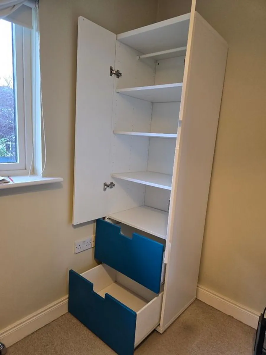 Childrens wardrobe - Image 2