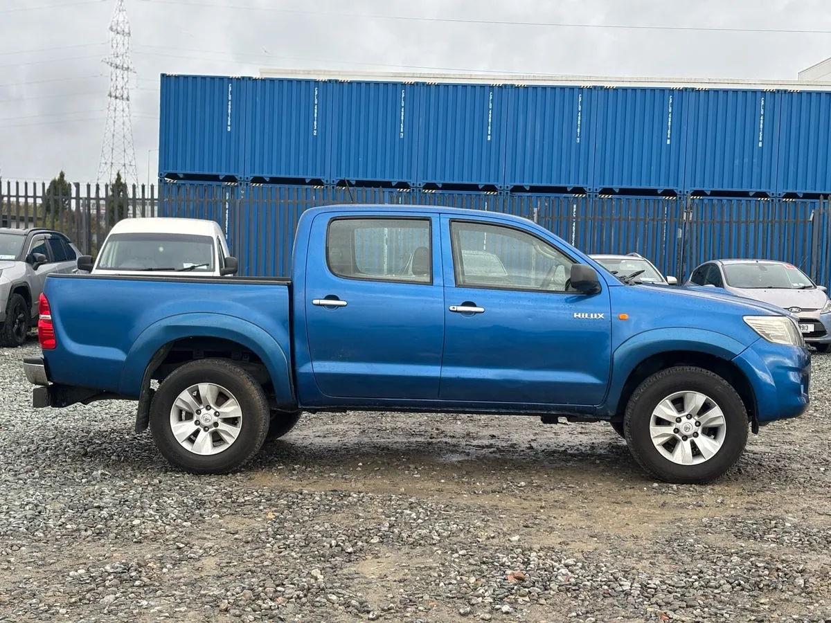 2012 Toyota Hilux Brand New DOE - Image 3