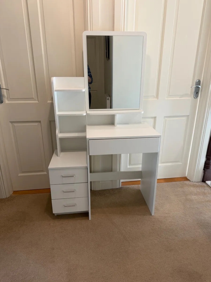 White Vanity Table - Image 1