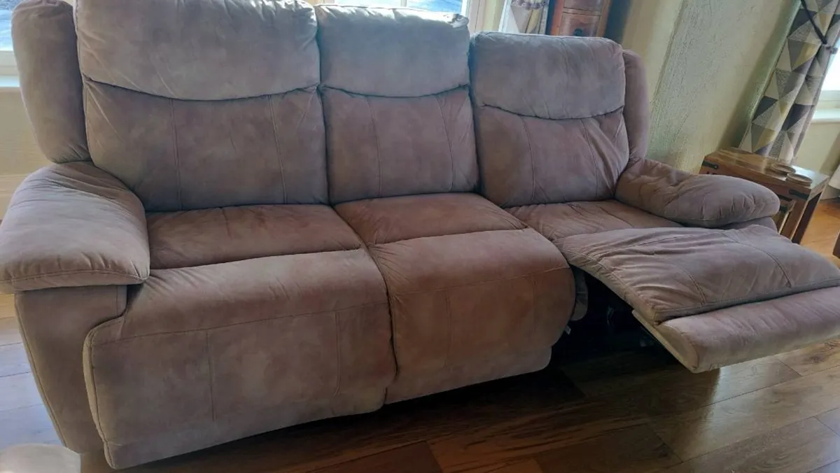 2+2+3 manual reclining couches - Image 3
