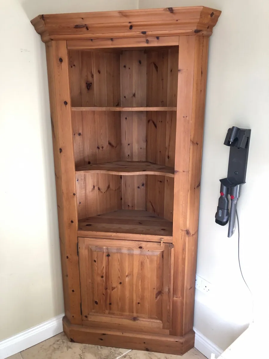 Pine corner cabinet - Image 3
