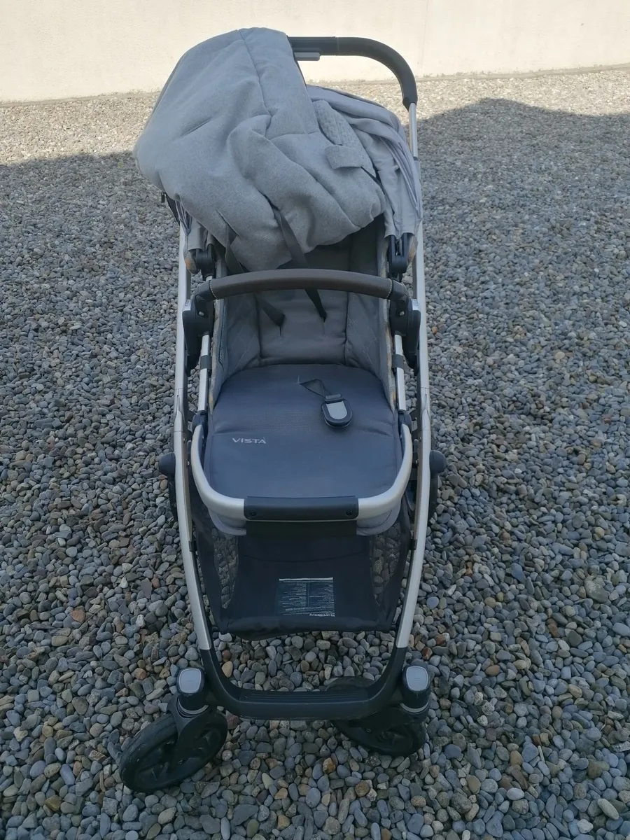 UPPABABY -FULL TRAVEL SYSTEM WITH CAR SEAT - Image 1