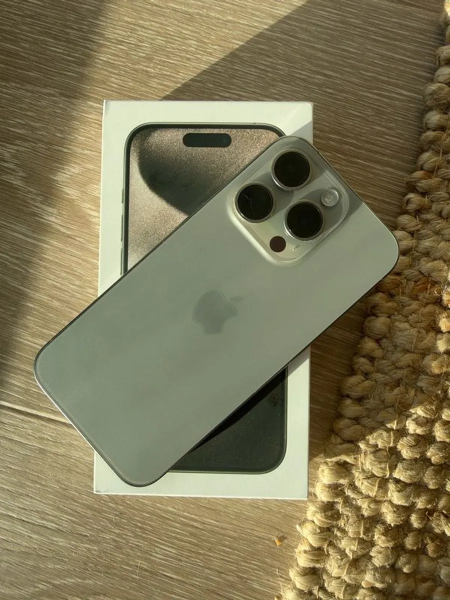 iPhone 15 Pro 128GB Natural Titanium, Unlocked, Excellent Condition - Image 1
