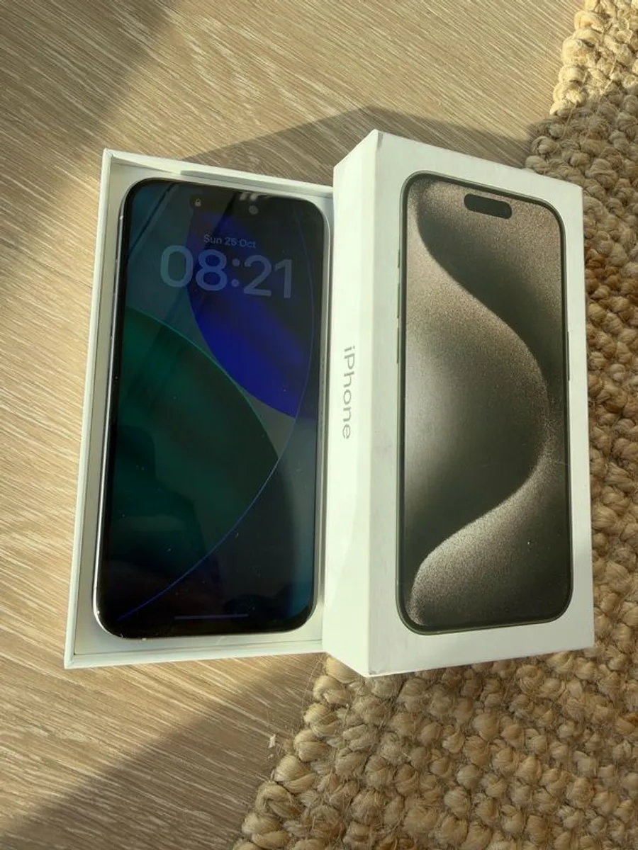 iPhone 15 Pro 128GB Natural Titanium, Unlocked, Excellent Condition - Image 2