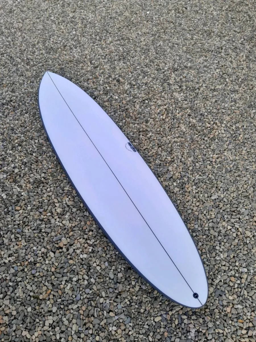 Surfboard - Image 1