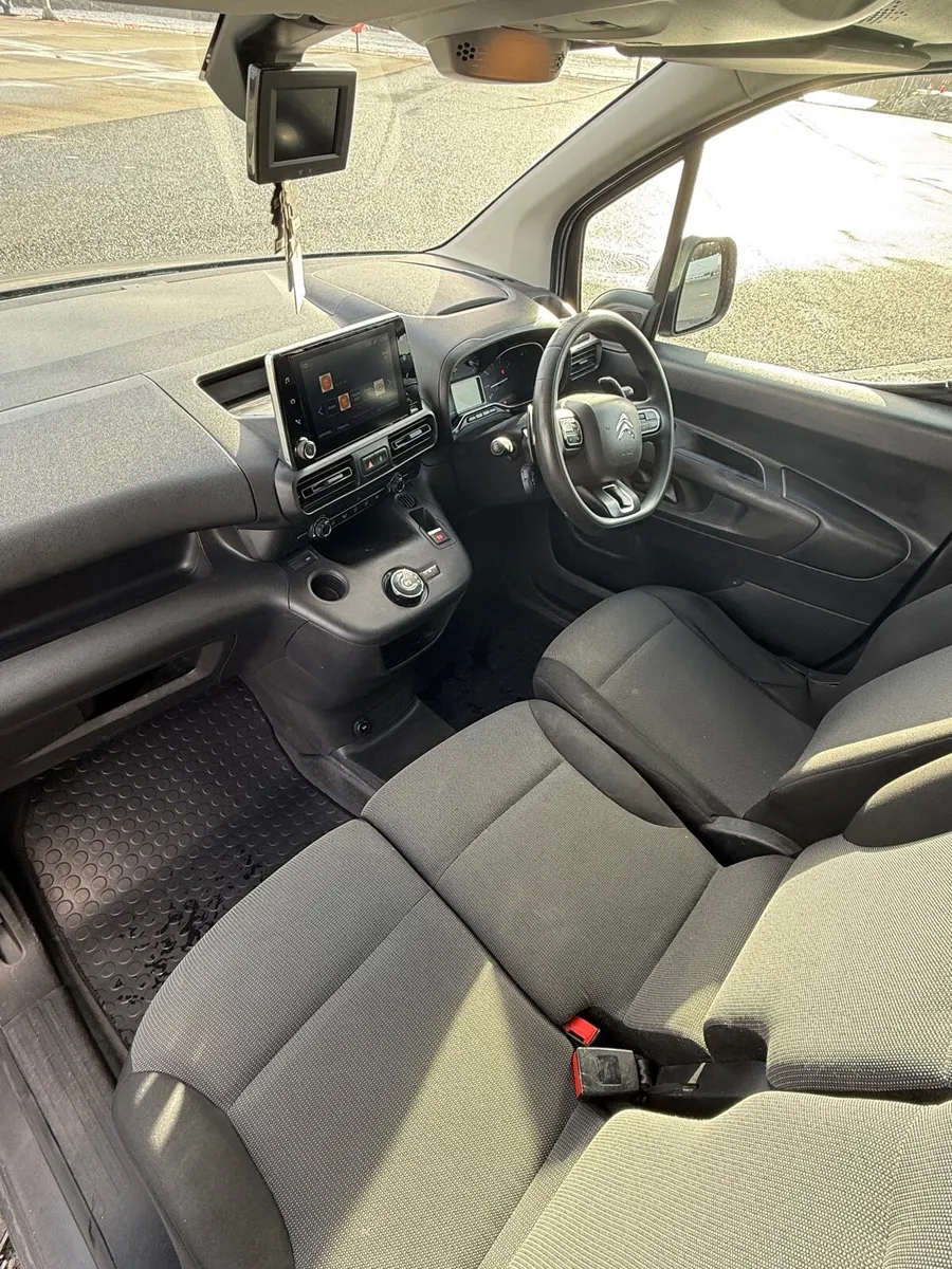 2020 Citroen Berlingo 1.5HDI Driver Auto - Image 4