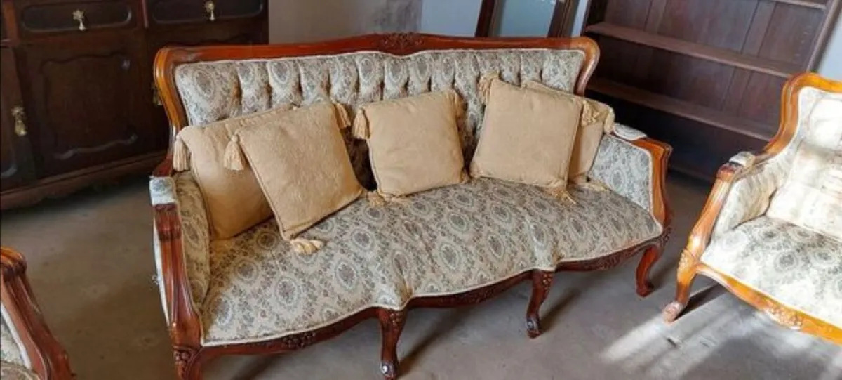 Couch and armchairs - Image 2