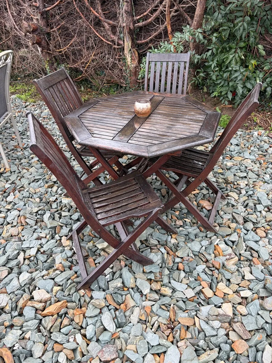 wooden foldable garden table + chairs set - Image 3