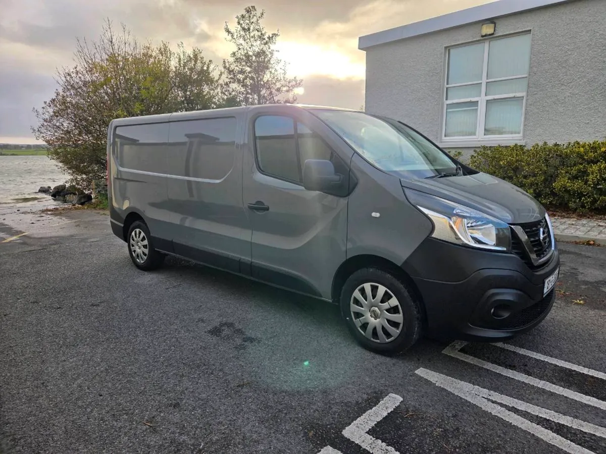 NissanNV300 2018 88000KM - Image 4