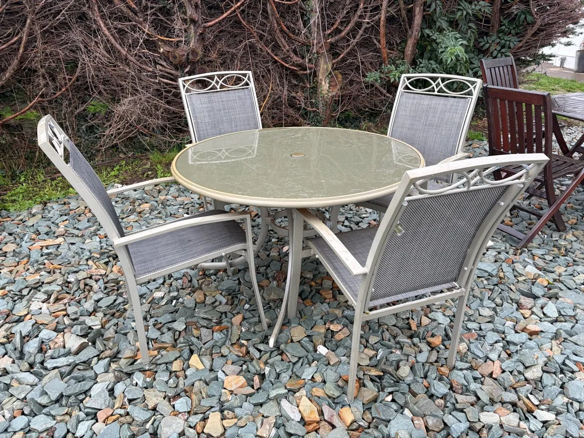 garden table + 4 chairs set - Image 4