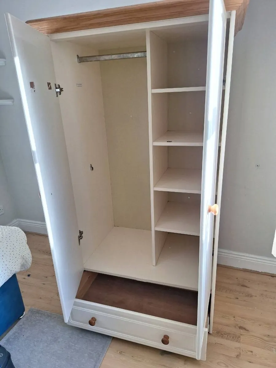 Childs wardrobe - Image 3