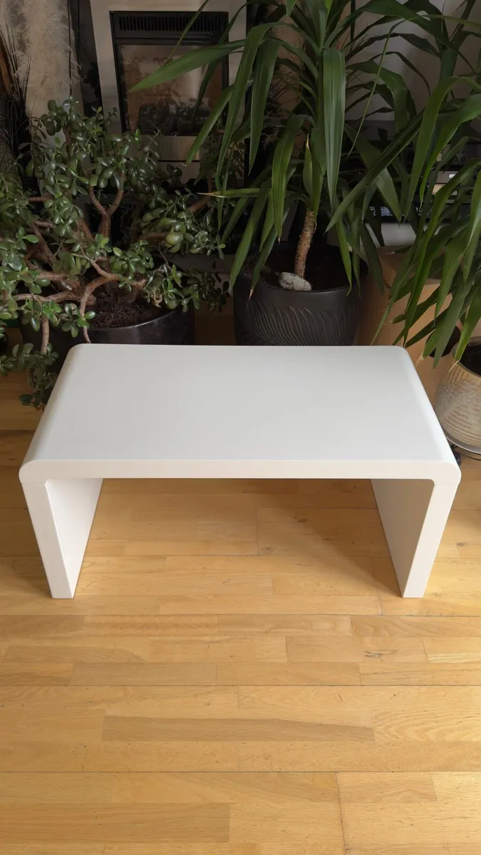 Coffee table - Image 1