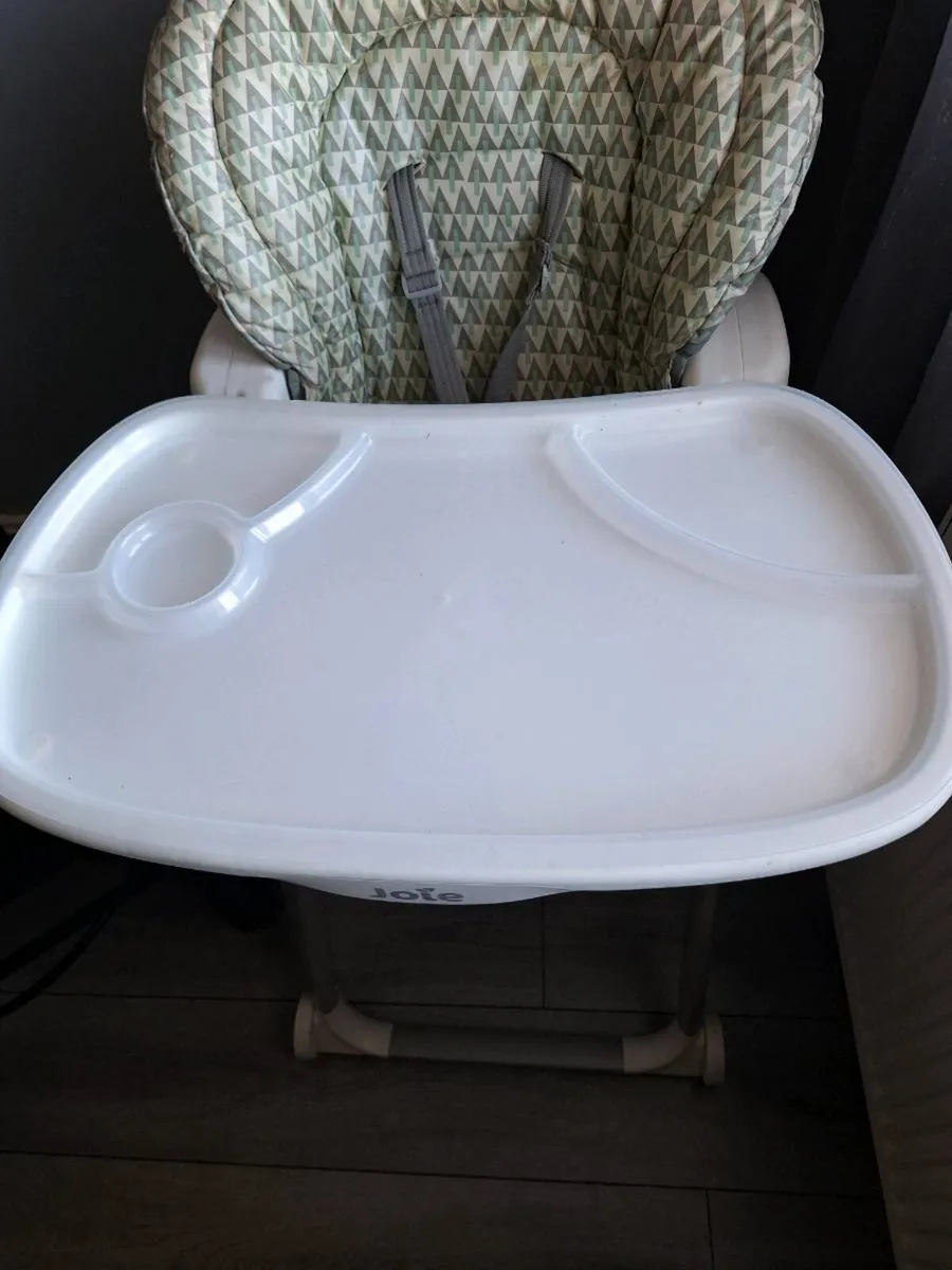 High chair - Image 2