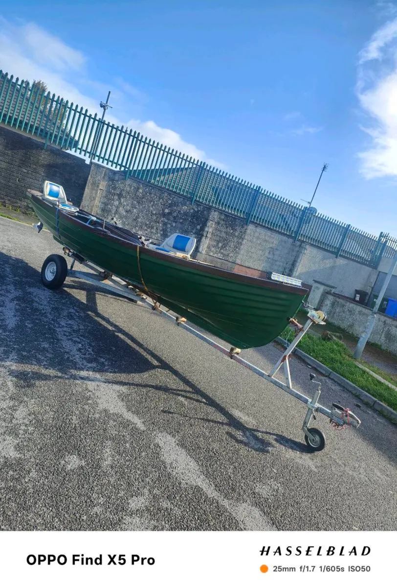 19ft burke boat, trailer and 15hp yamaha - Image 4