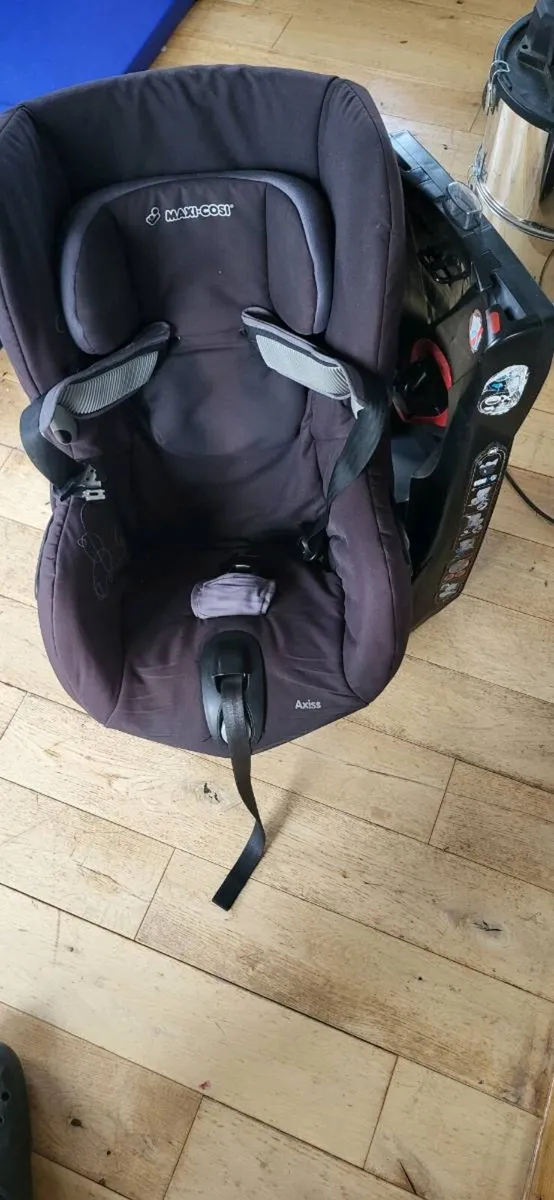 Free - Maxi Cosi Car Seat - Image 1