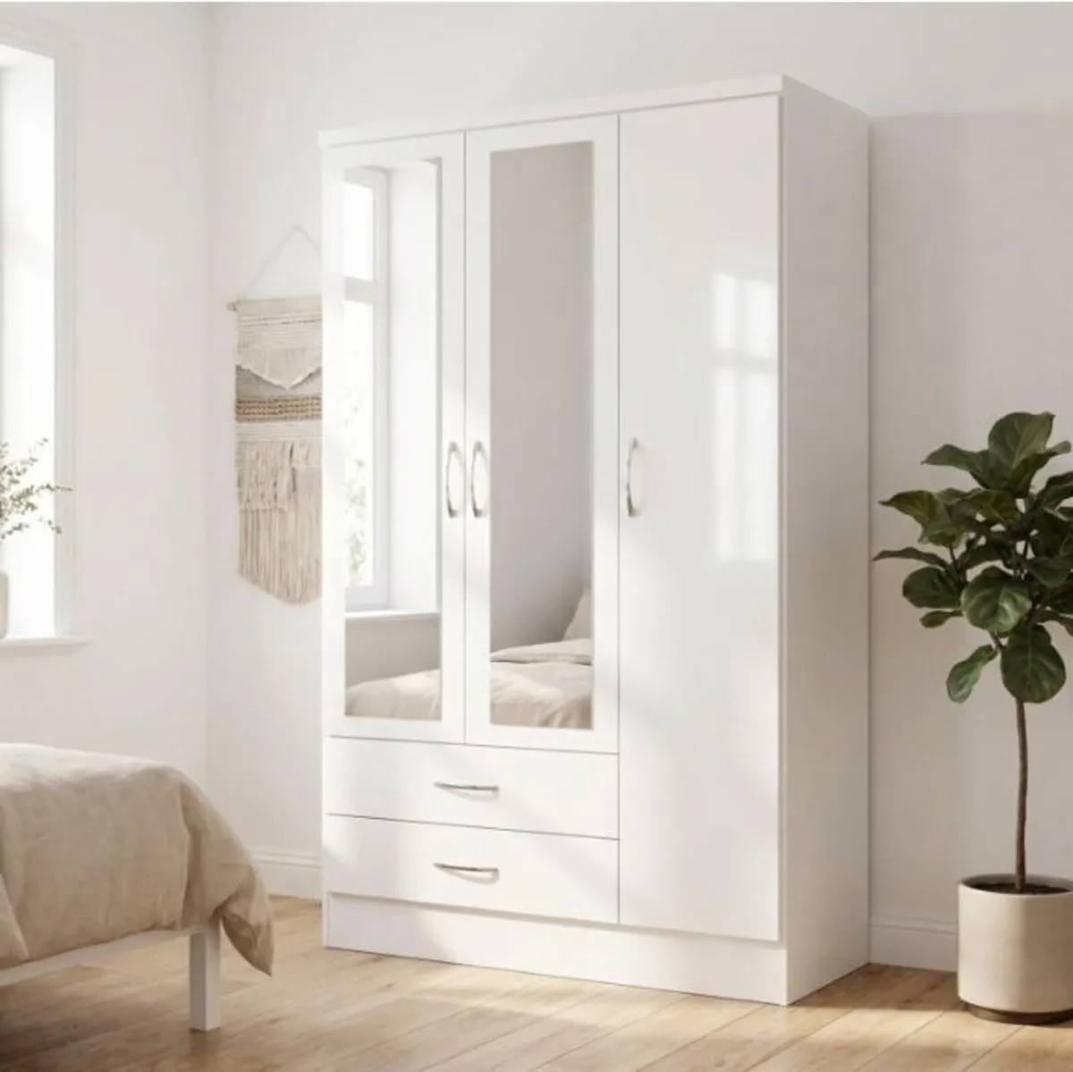 Nevada 3 Door 2 Drawer Mirrored Wardrobe - Image 2