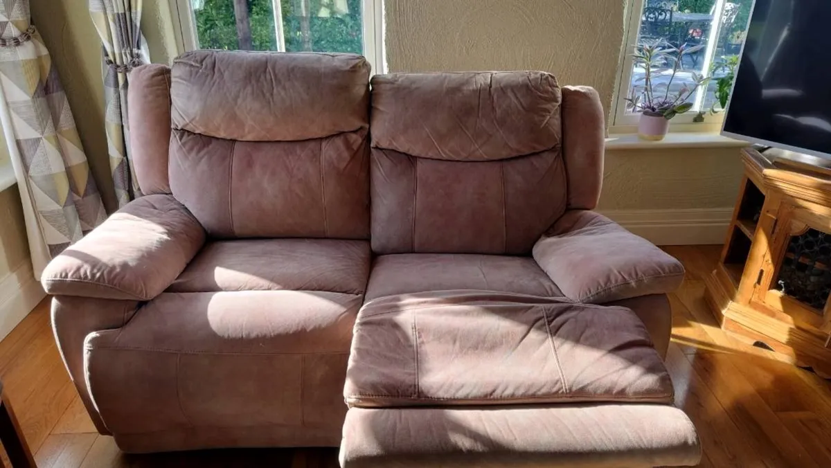3 +2+2 seater manual reclining couches - Image 4