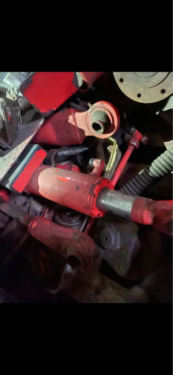 Kuhn mower parts - Image 1