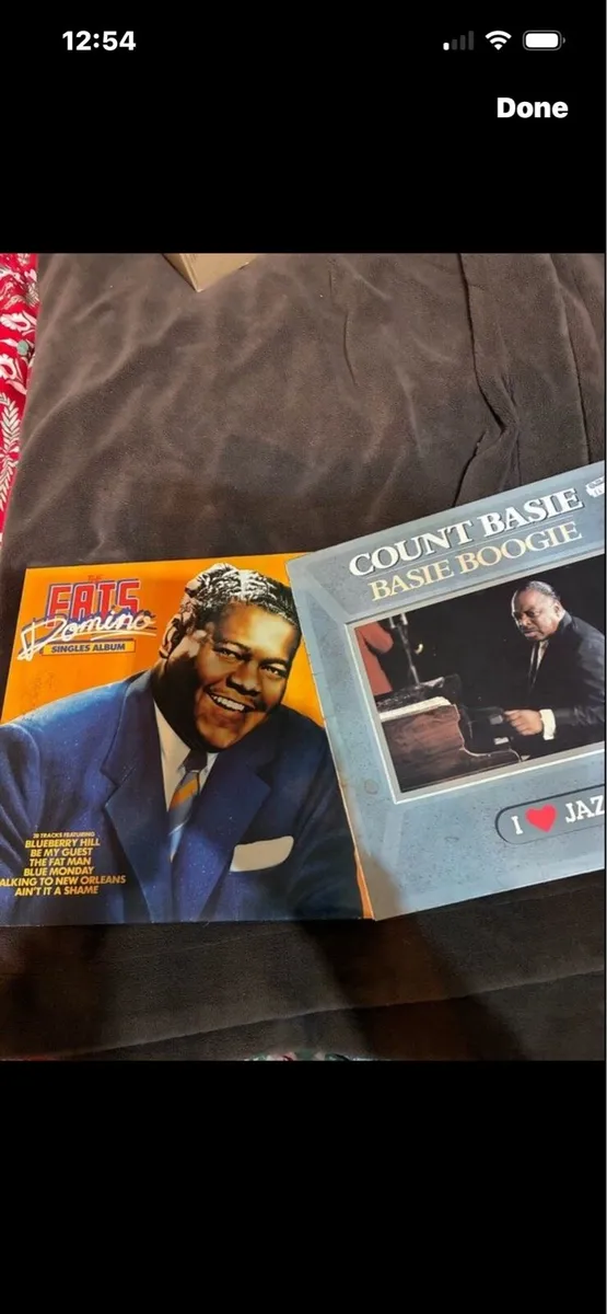 Vintage Vinyls - Image 1