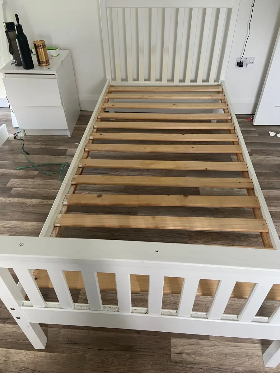 2single white bed frames Bed frames - Image 2