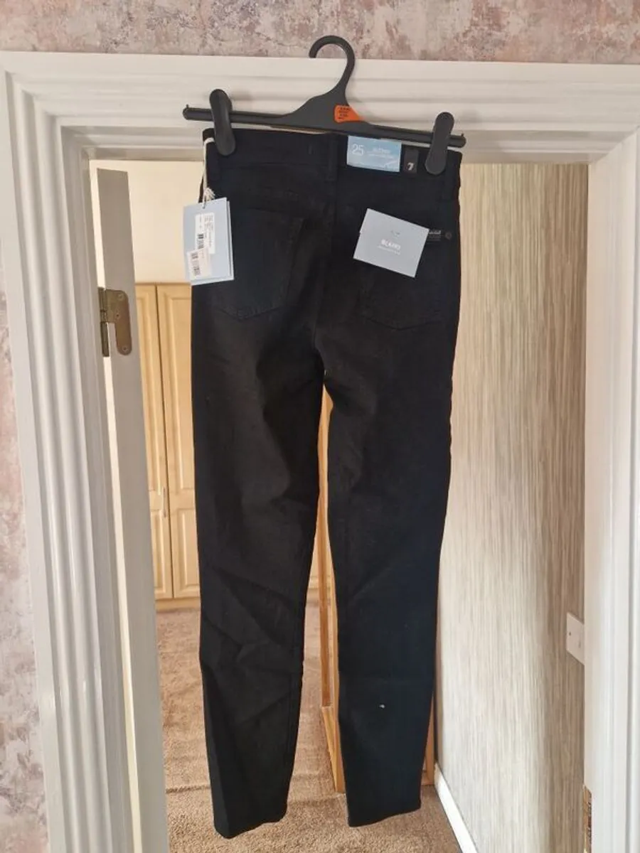 designer womens jeans 7 for all mankind - Image 1