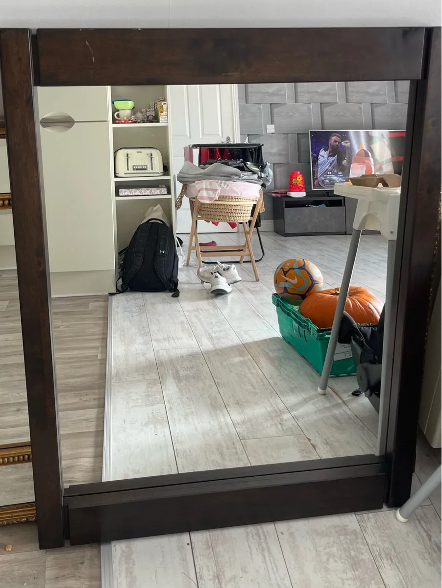 Mirror - Image 1