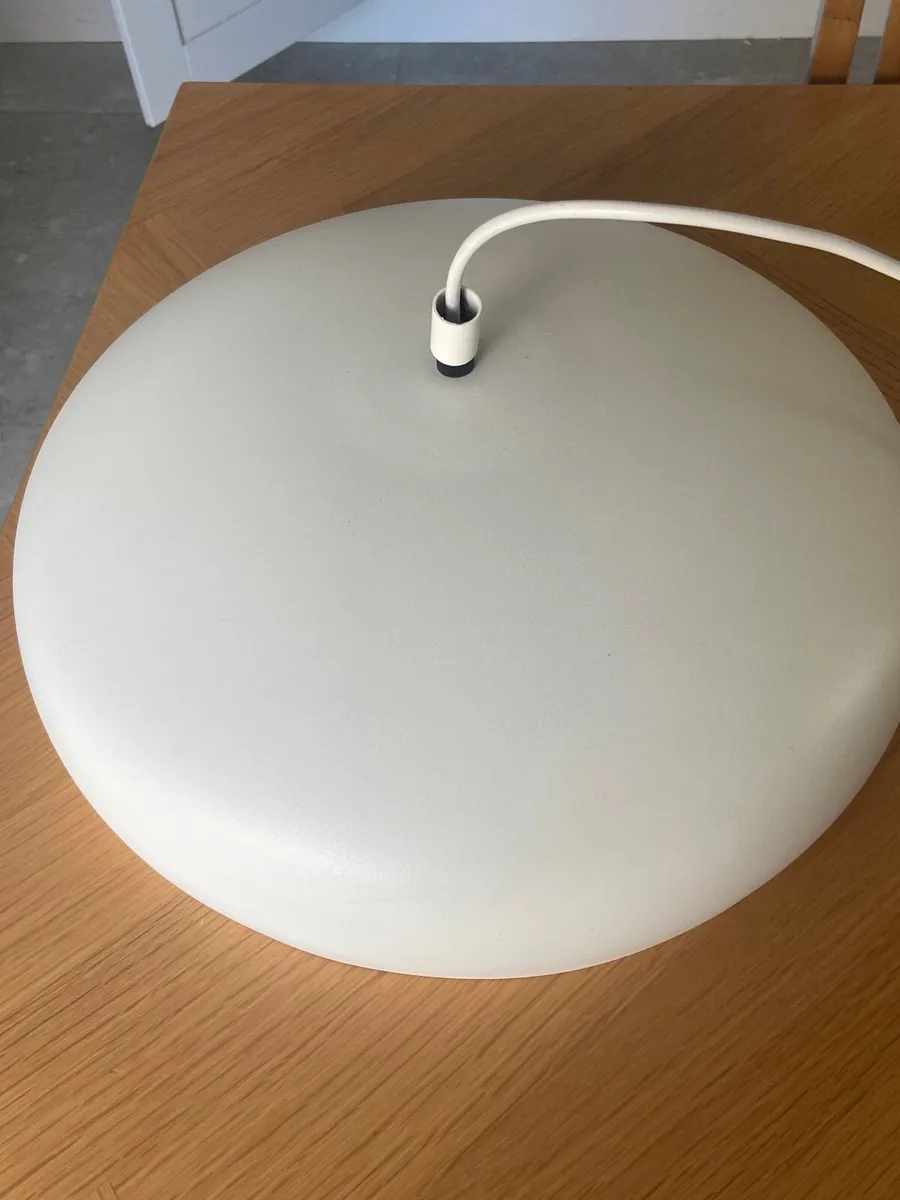 Light shade - Image 1