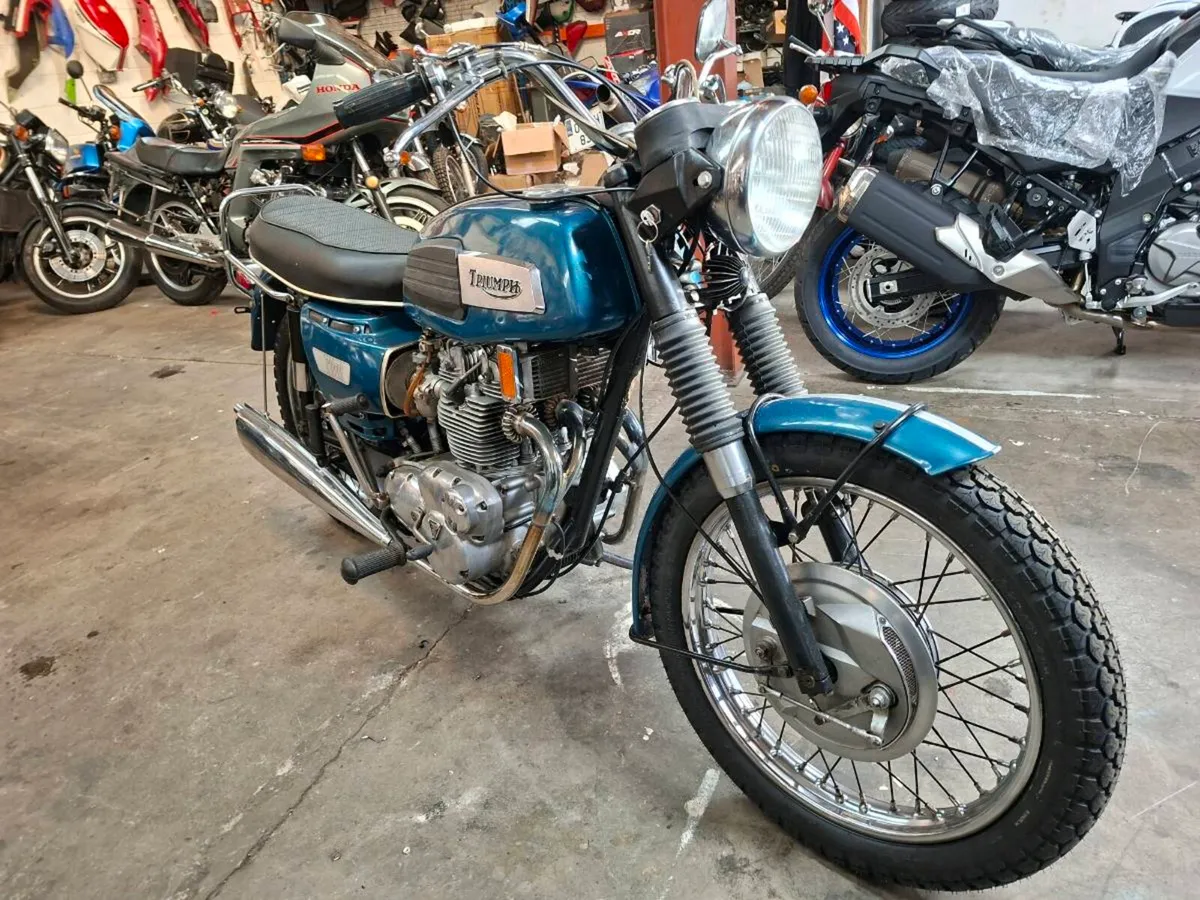 Triumph 1969 - Image 3