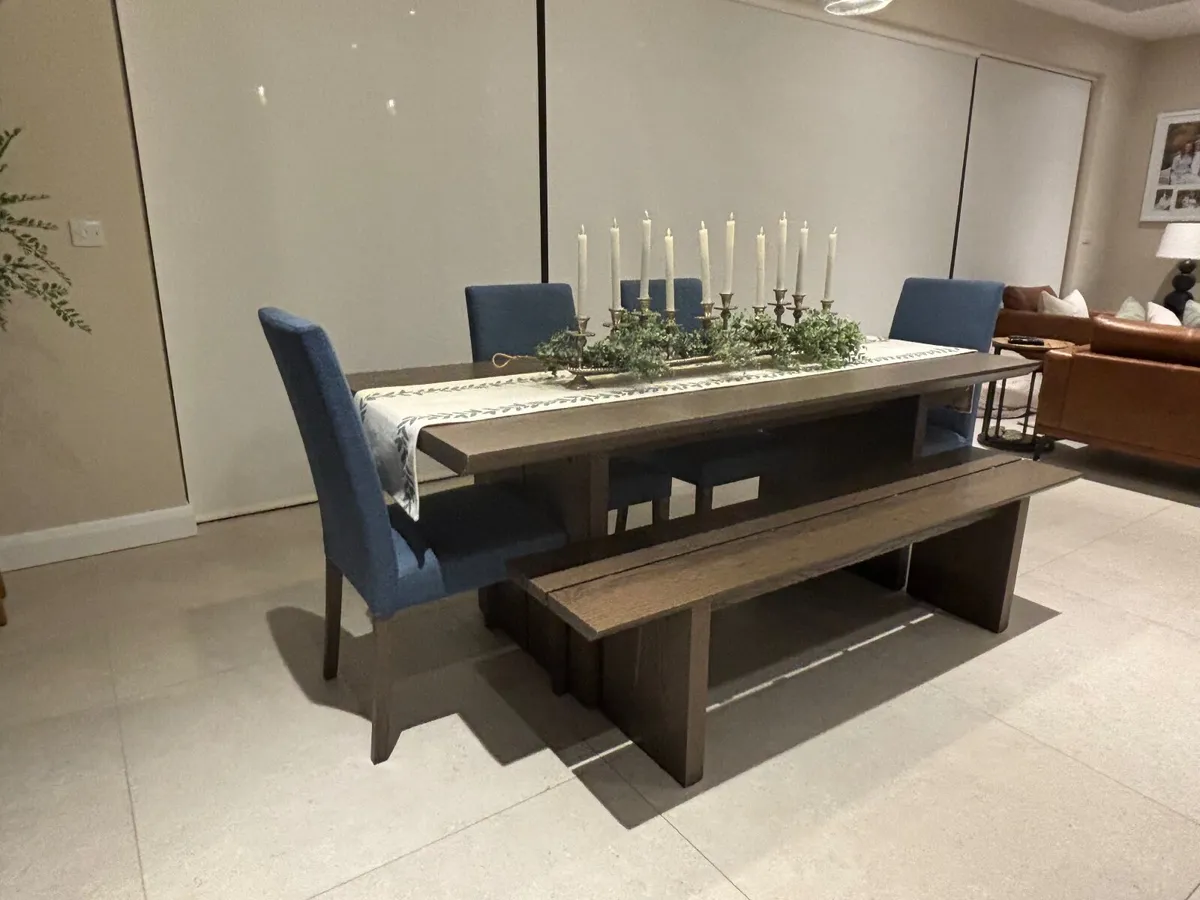 Dinning Table - Image 2