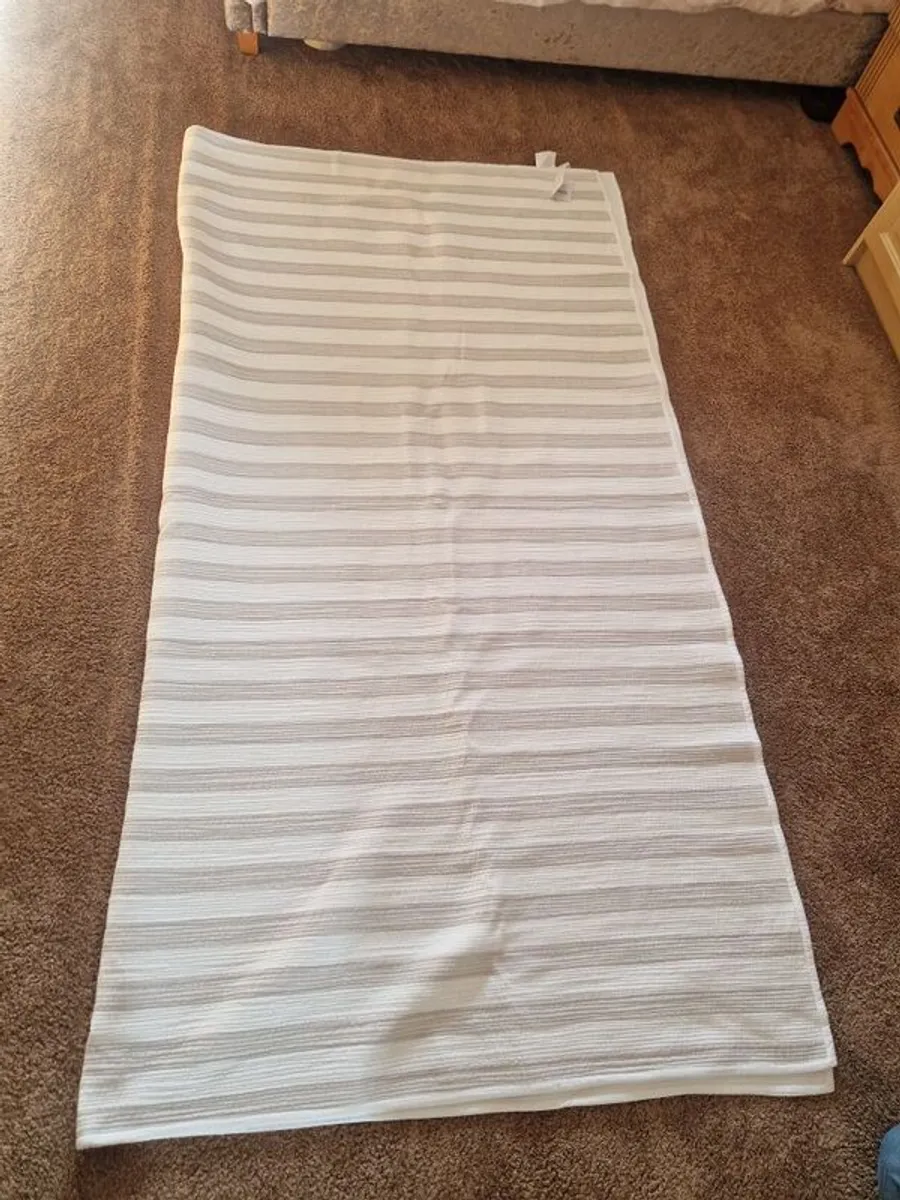 The White Company quilt - Image 1