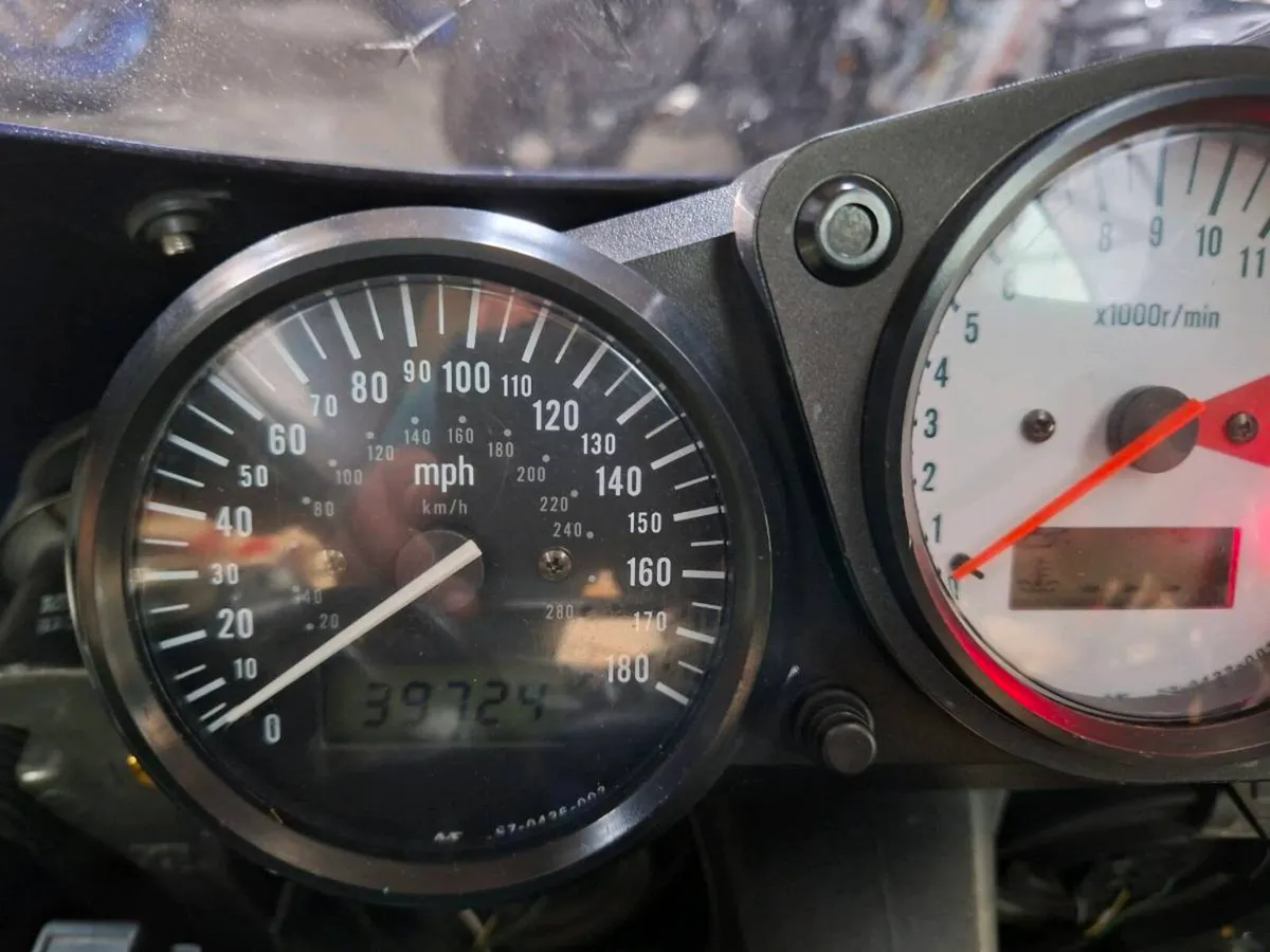 Suzuki gsxr 600 - Image 1