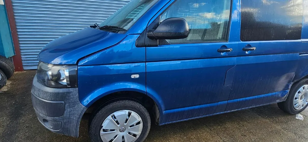 2014 Volkswagen Transporter T5.1 2.0 BREAKING - Image 3