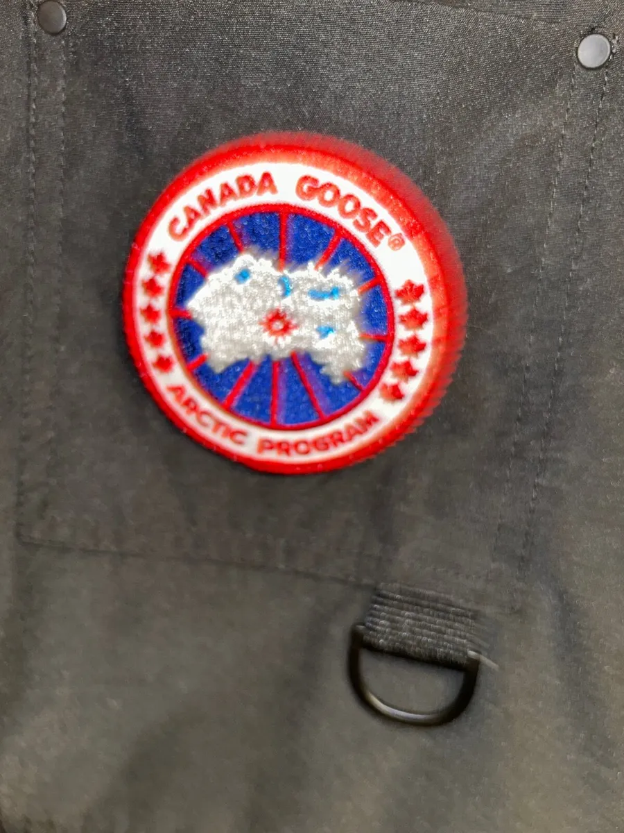 Authentic Canada Goose Tactical Gillet - Image 3