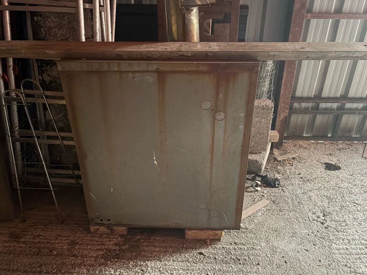 Oil boiler - Image 1