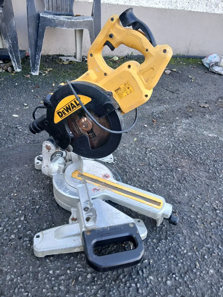 DEwaLT Dw 5774 working perfect priced - Image 1