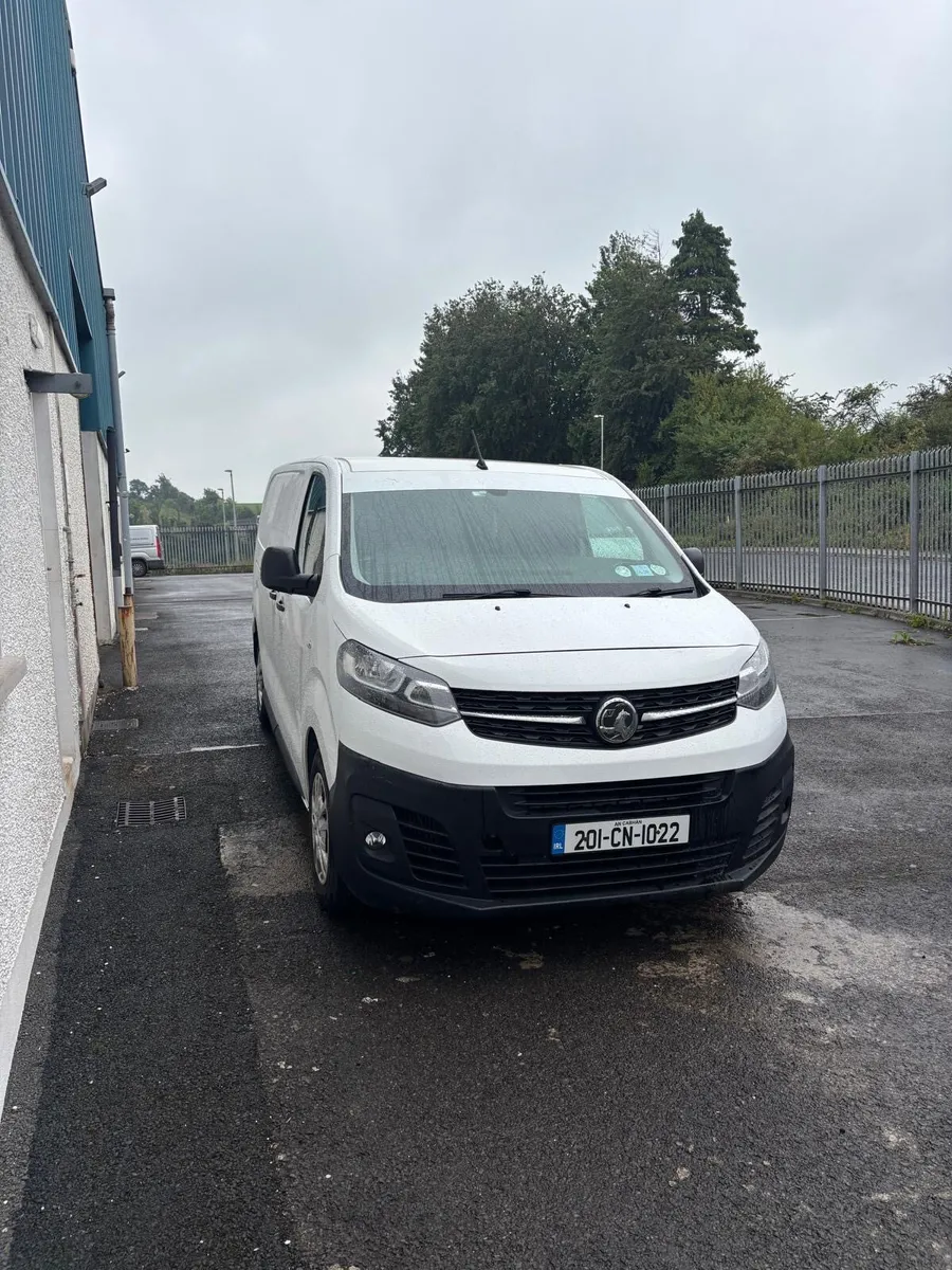 2020 2.0 Opel vivario - Image 3