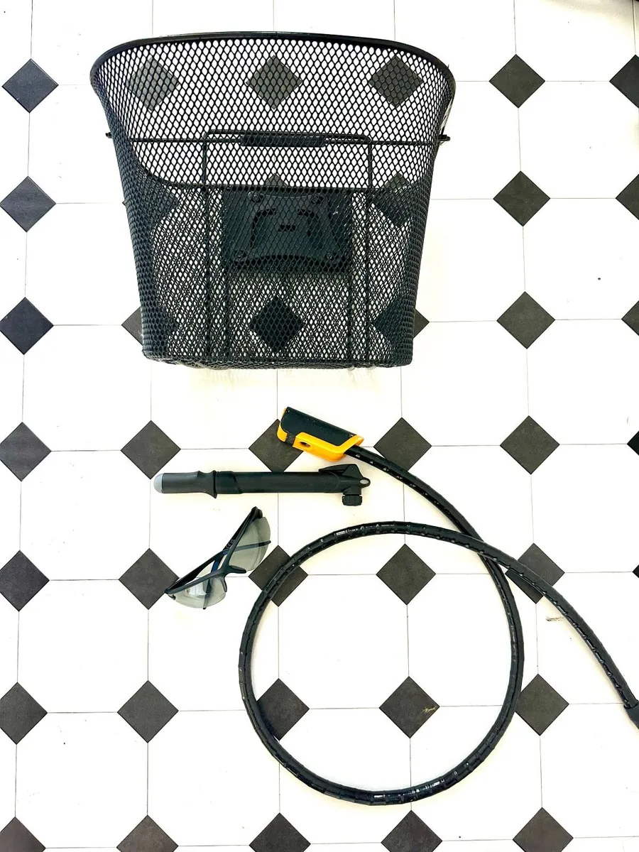 Folding Electric Bike - Very Good Condition - Image 4