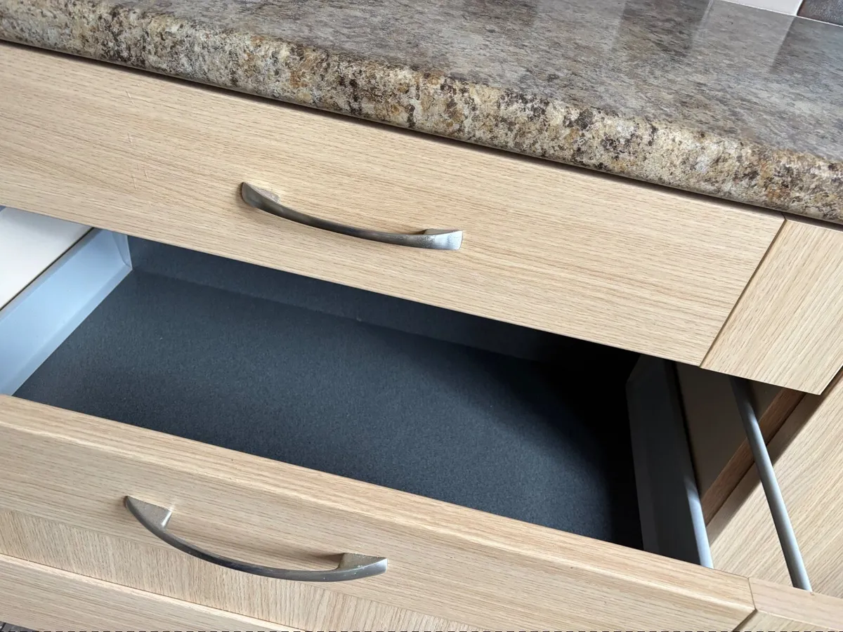 Kitchen Cabinets - Image 4