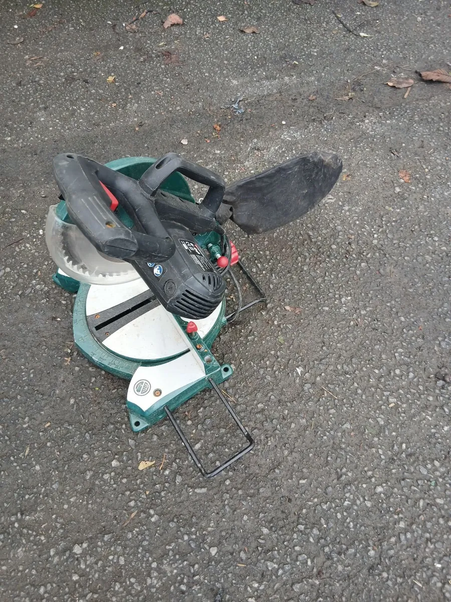 Chop saw working 100-percent perfect - Image 1