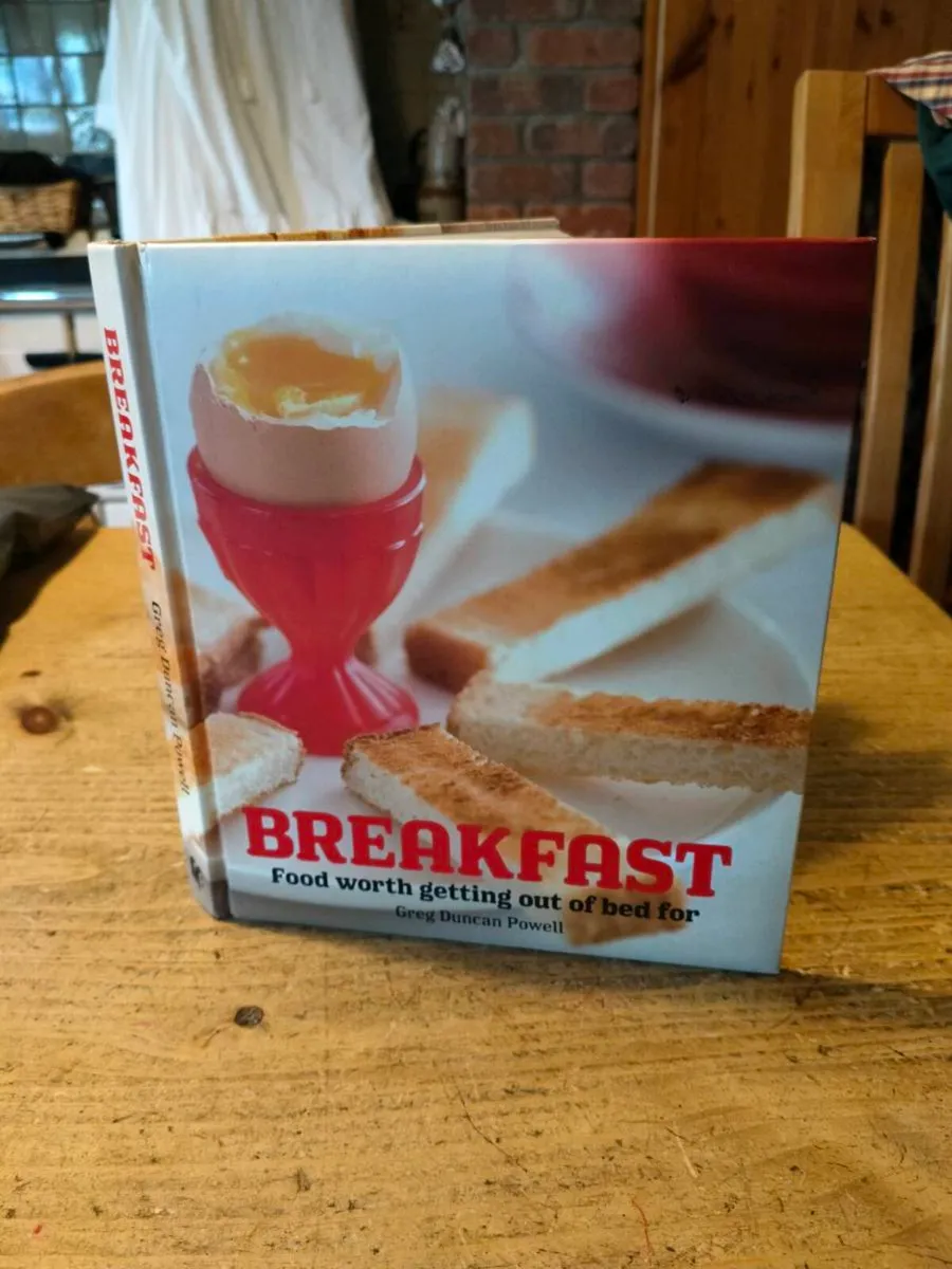 Hardback book Breakfast: Food Worth Getting Out of - Image 1