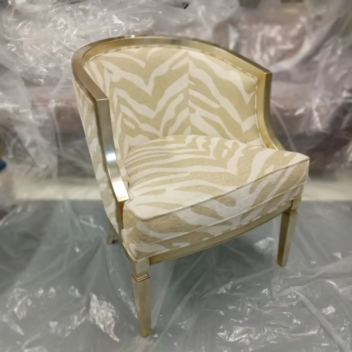 Armchair Silver leaf with zebra fabric - Image 3