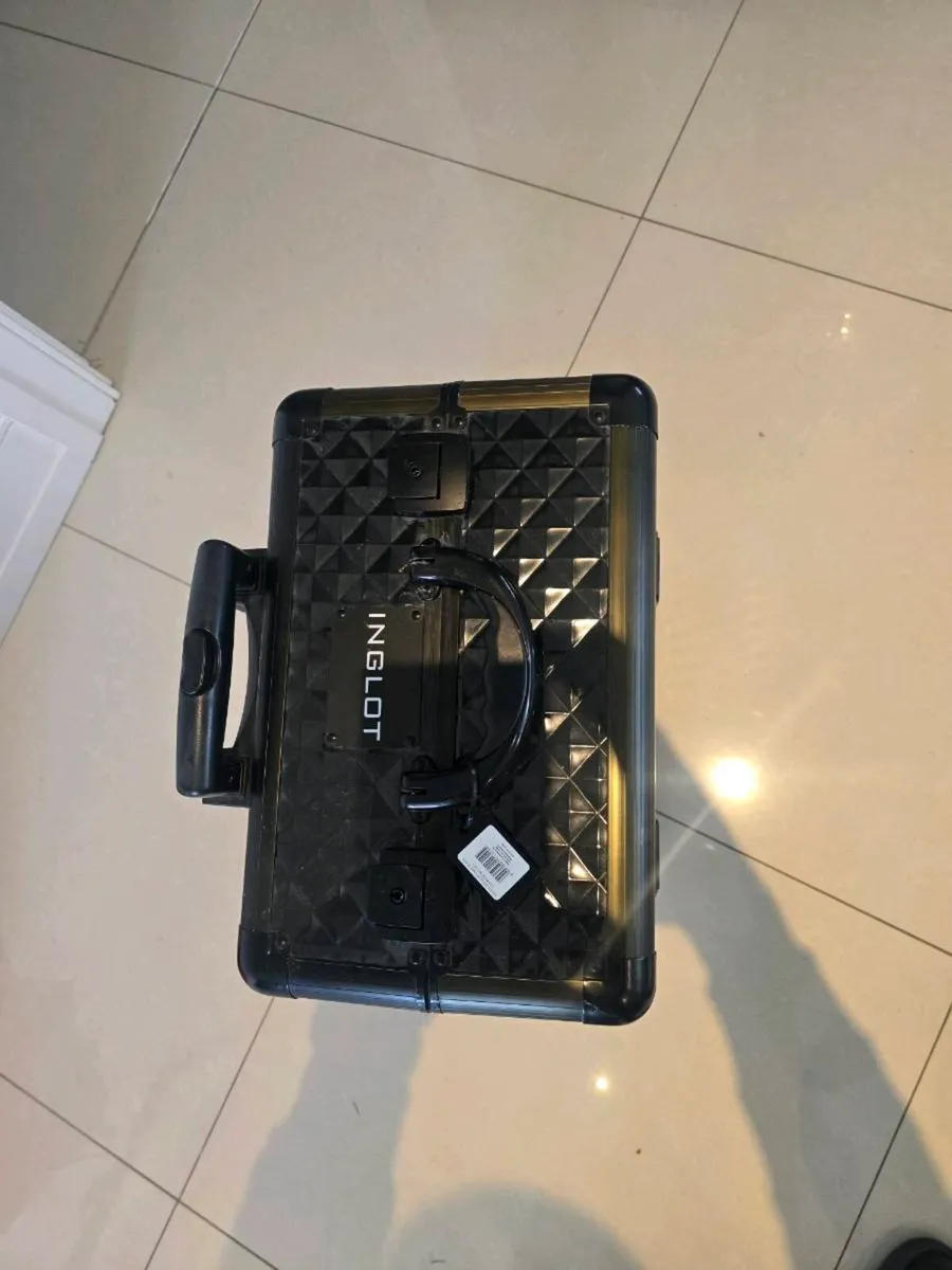 Makeup Case - Image 3