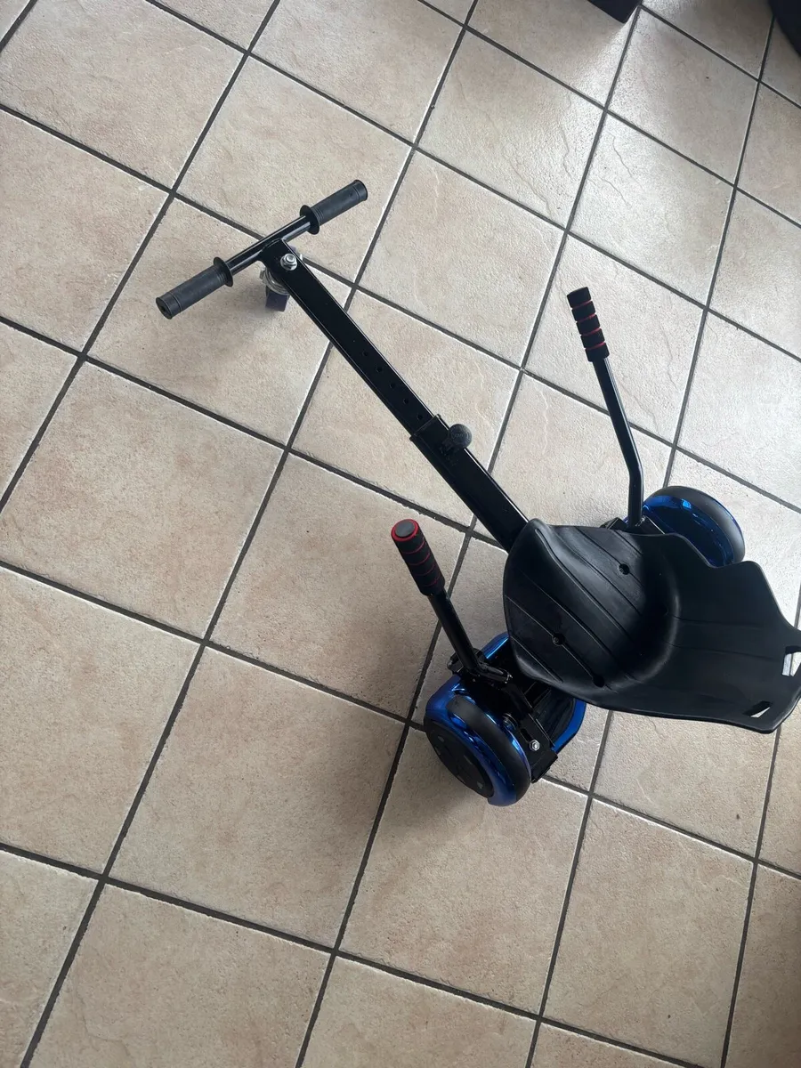 Hoverboard with seat - Image 3