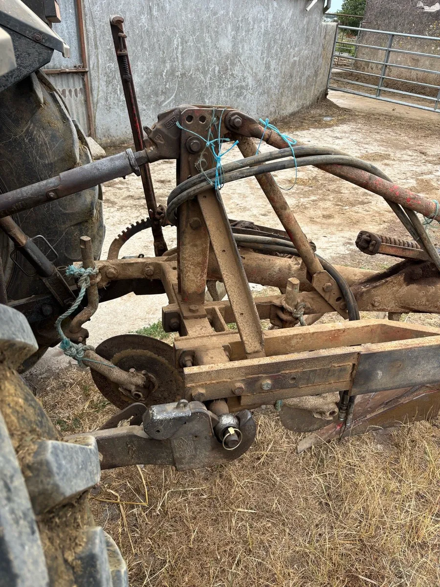Kverneland plough - Image 4