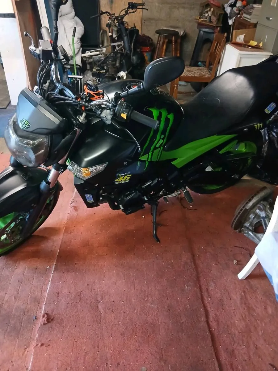 Suzuki gsr 600 and guzzi 750 - Image 3
