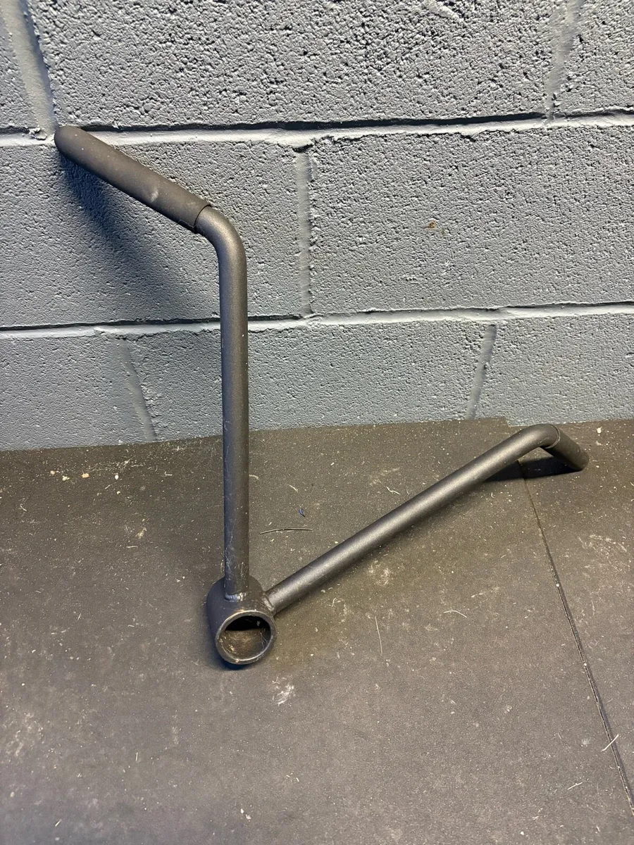 Half rack + Olympic Barbell + 150KG of plates - Image 3