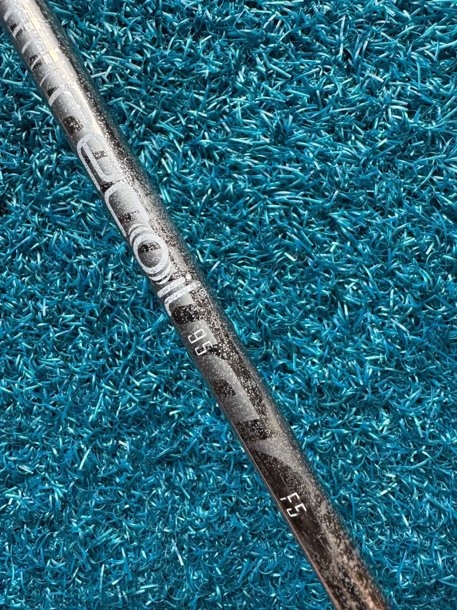 Driving iron/Hybrid Shaft - Xstiff - New Grip - Image 1